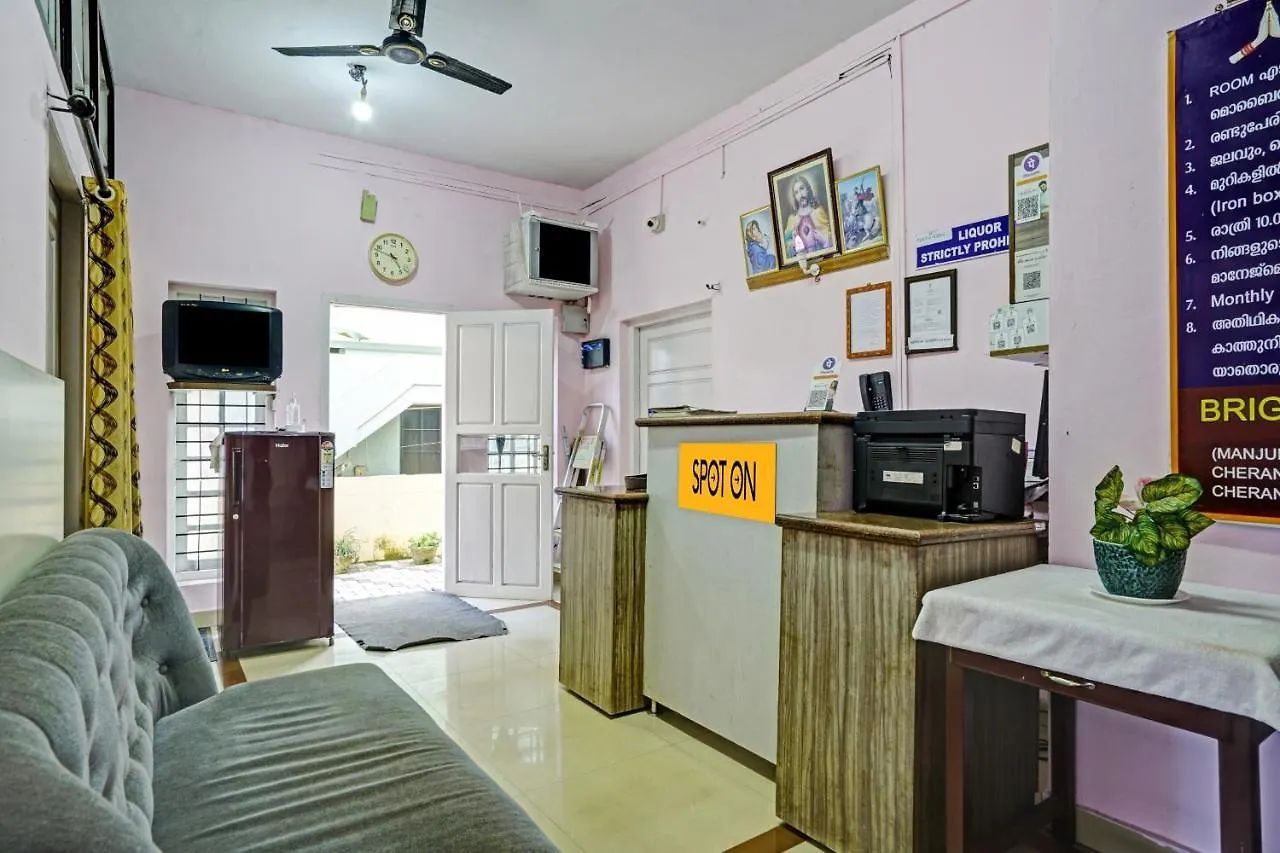 Spot On Bright Homes Elur Hotel